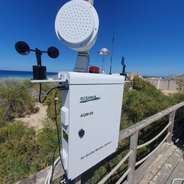 Oceanus AQM-09 Air Quality Monitoring Station Multi Gas PM2.5 PM10 TSP Weather Sensor Solar Powered Factory Residential Air Monitor